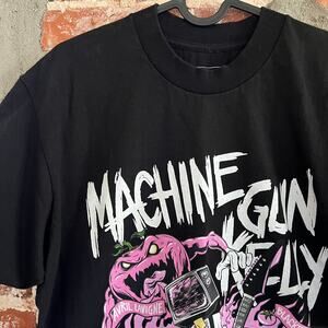 Machine Gun Kelly 2022 Tour Men's Black T-Shirt L 20x29